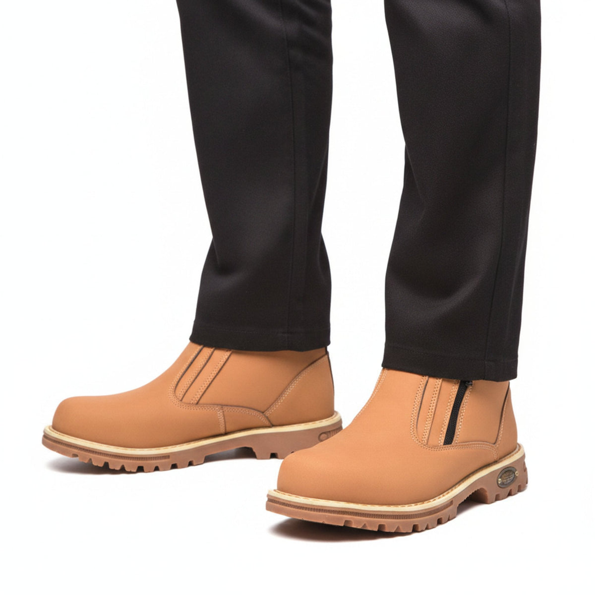 RewanPro Evo – buty robocze S3, brązowe, widok z przodu w studiu
