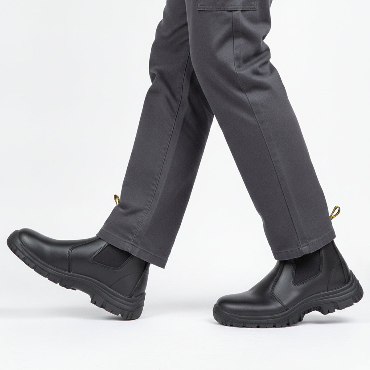 RewanPro Frex G – wsuwane buty robocze S3, czarne, krok, widok z boku