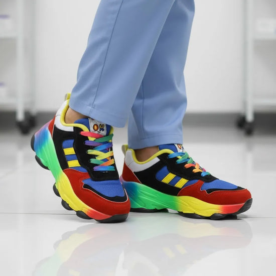 RewanPro Rainbow - noszone z jasnoniebieskim ubraniem roboczym, niebiesko-czerwono-czarne, widok z boku